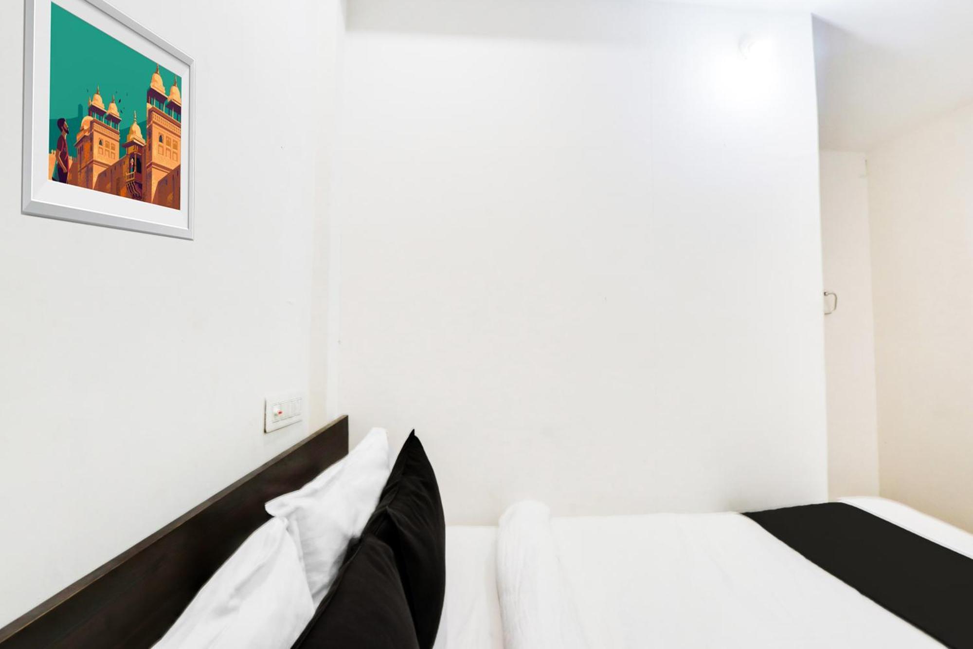 Hotel O City Inn Luxury Rooms Varangal Kültér fotó