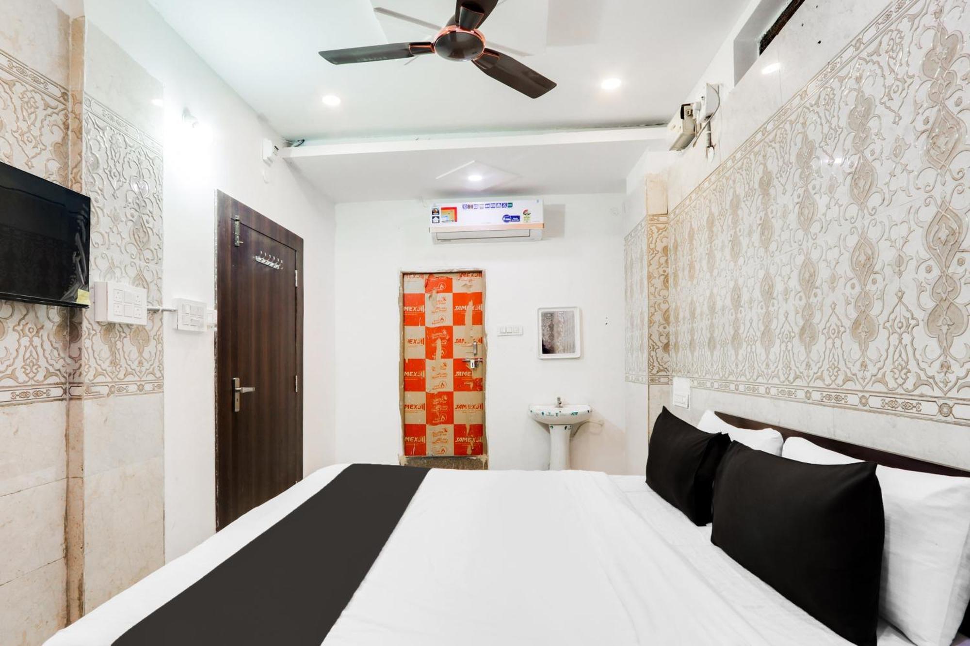 Hotel O City Inn Luxury Rooms Varangal Kültér fotó