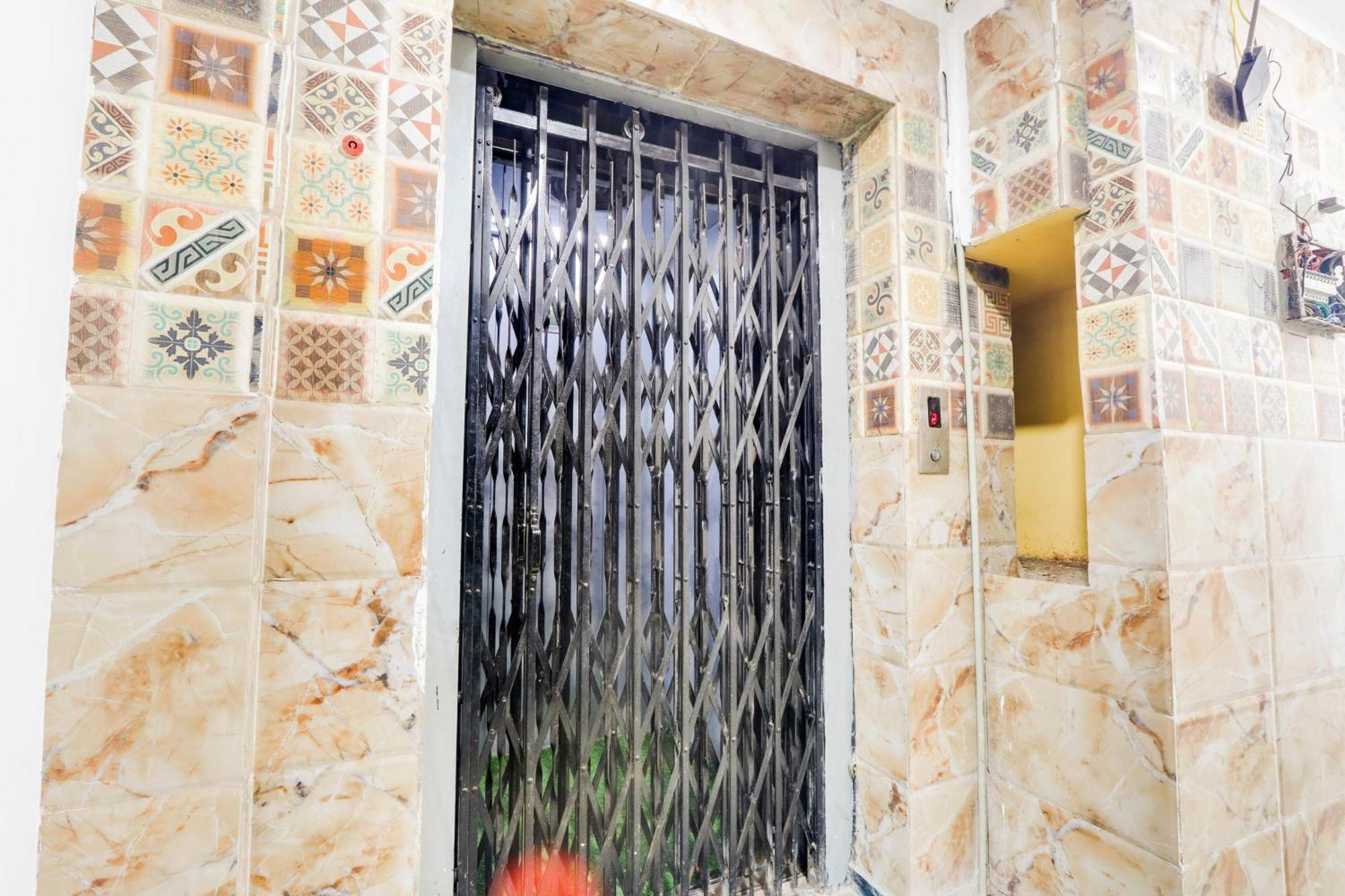 Hotel O City Inn Luxury Rooms Varangal Kültér fotó